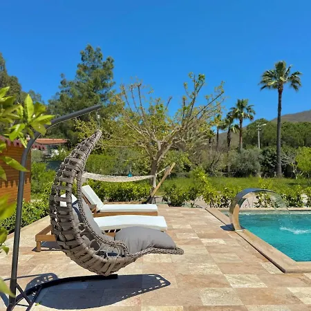 With Hot Pool In * מרמריס