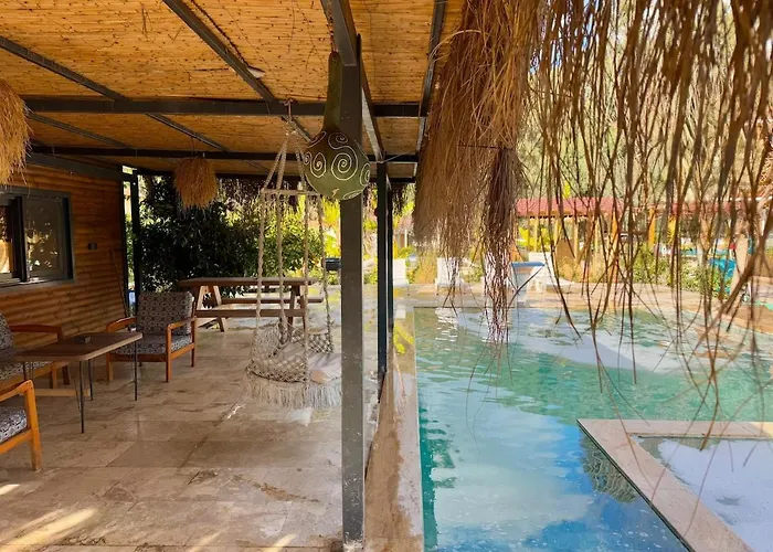 וילה With Hot Pool In