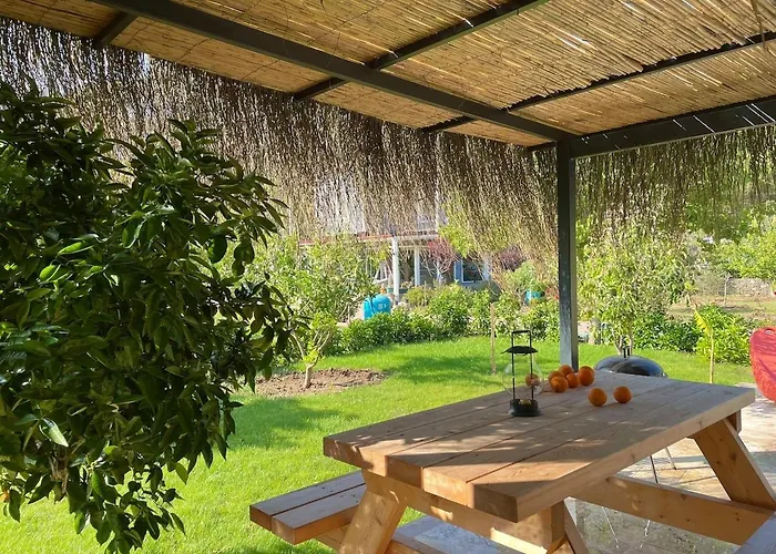 With Hot Pool In * מרמריס