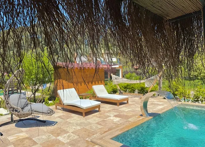 With Hot Pool In Villa Marmaris