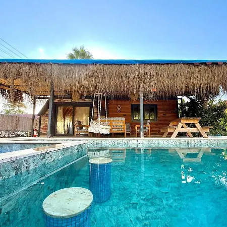 With Hot Pool In Villa *