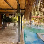 Villa With Hot Pool In
