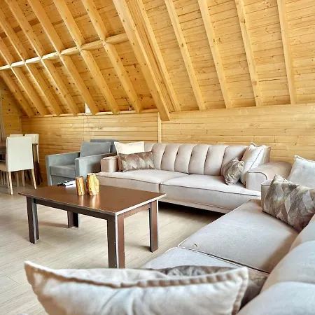 Villa With Hot Pool In *